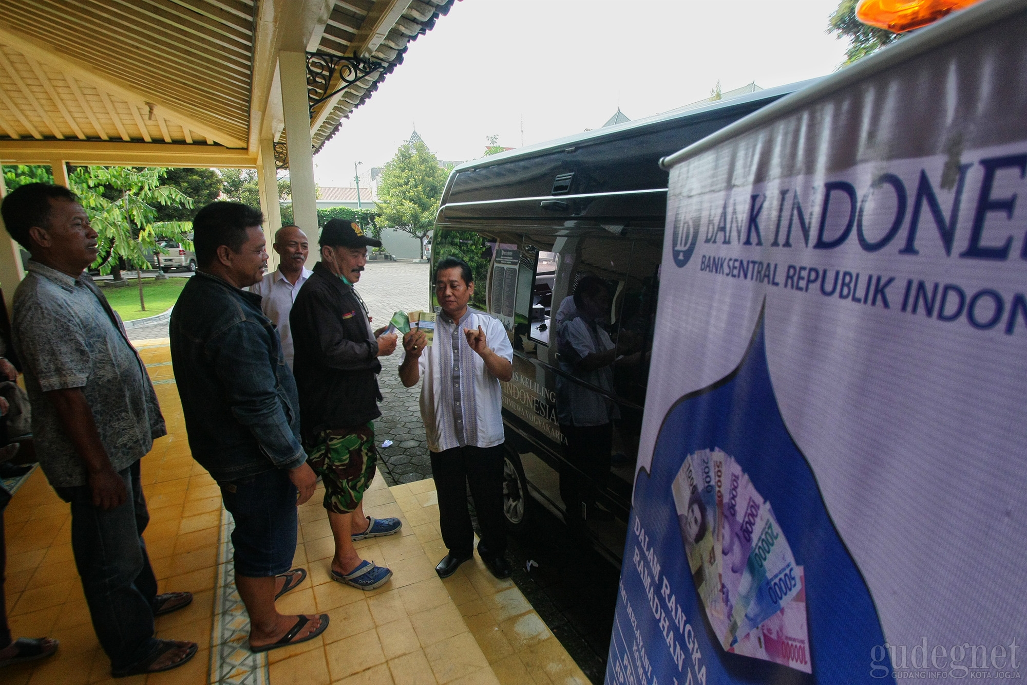 Ayo Tukar Uang Baru untuk Lebaran, Ini Lokasinya