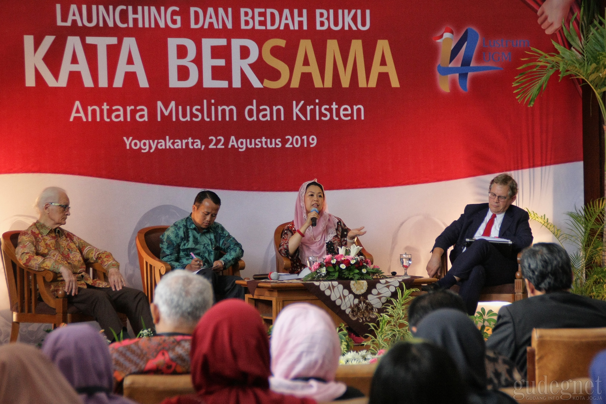 Tingkatkan Toleransi Antar Umat Beragama, UGM Luncurkan Buku 'Kata Bersama'