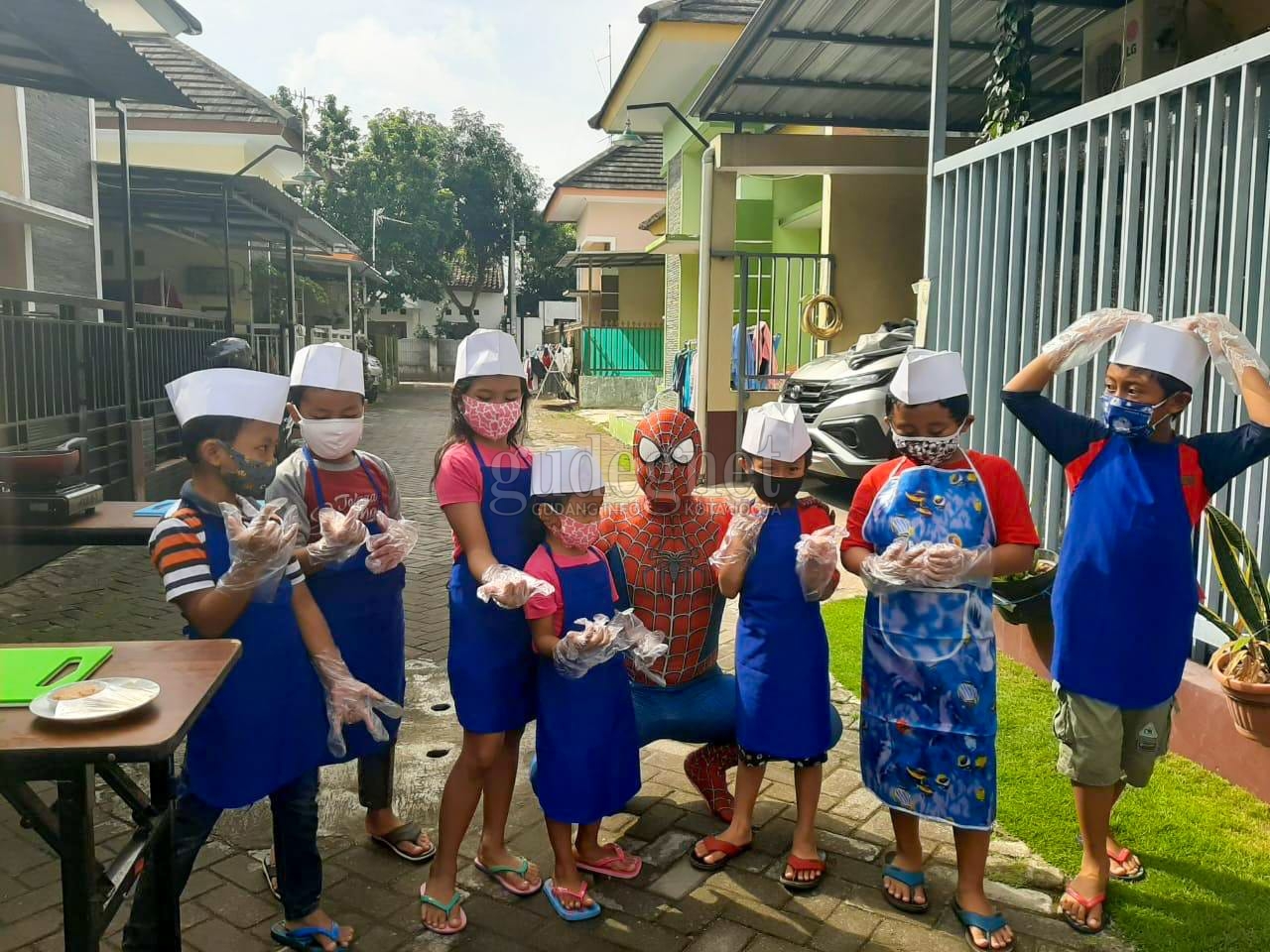 Dafam Fortuna Ajak Belajar Memasak di Rumah Bersama Spiderman