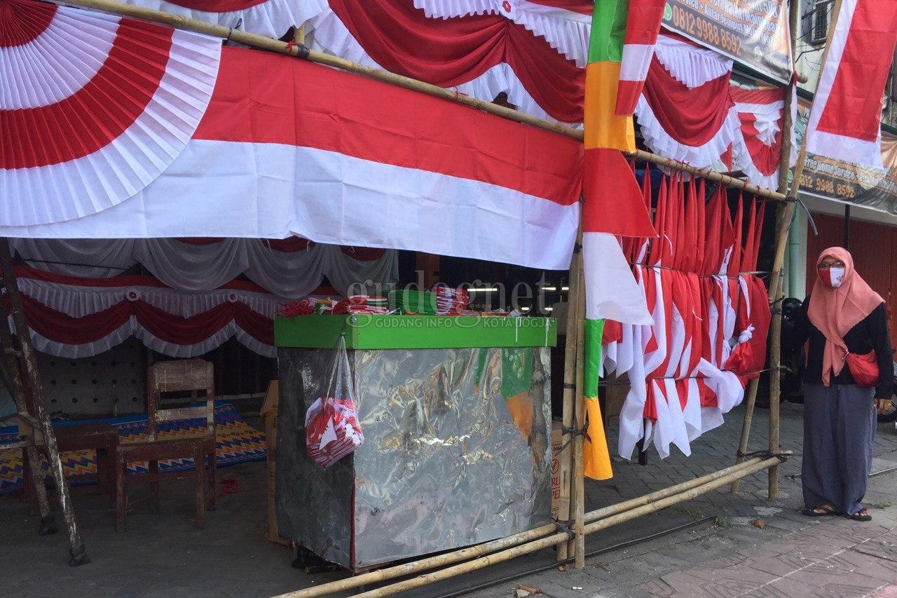 Jelang HUT RI, Penjual Bendera di Jogja Mulai Marak