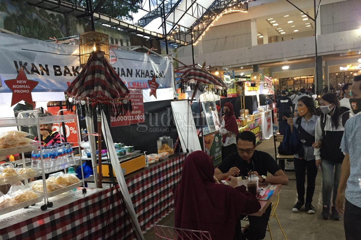 Festival Jajanan Kekinian Meriahkan SCH