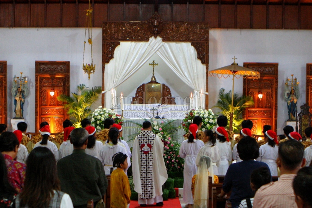 Jadwal Perayaan Ekaristi Natal 2020 Gereja Katolik di Kevikepan Yogyakarta Barat dan Timur