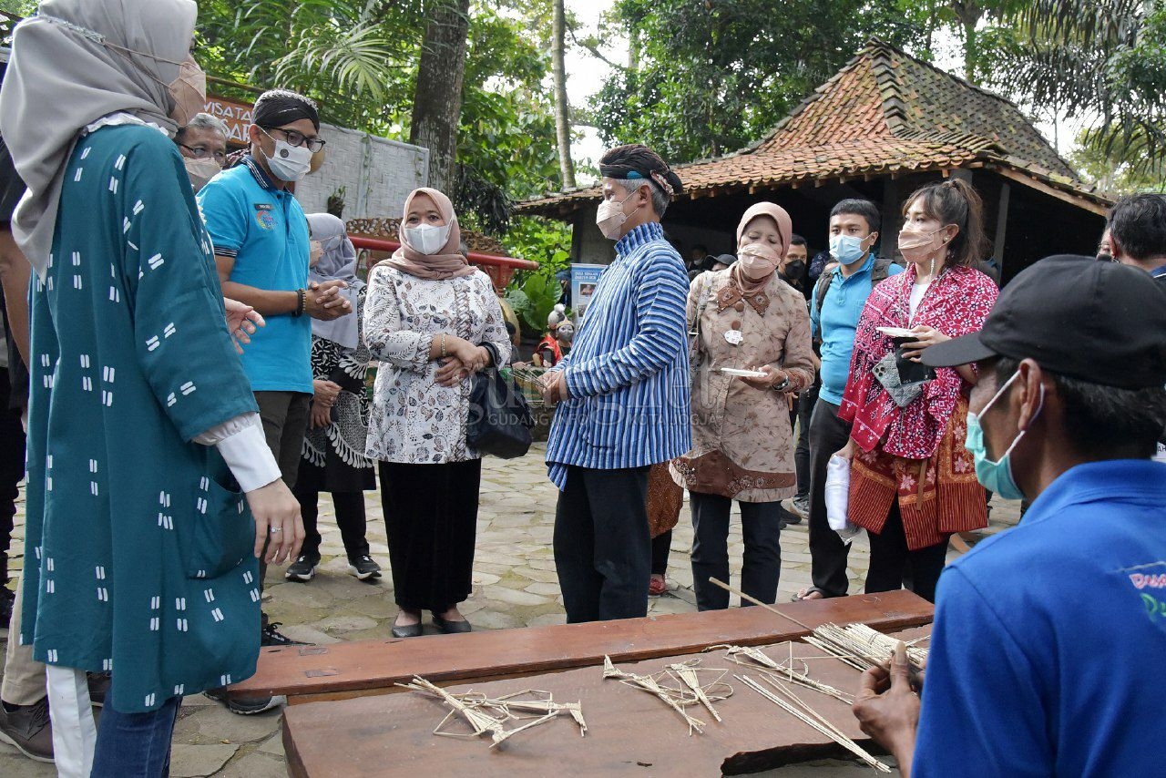 Sandiaga Uno: Desa Wisata Jangan 'One-Hit-Wonder' Sandiaga Uno: Desa Wisata Jangan 'One-Hit-Wonder'