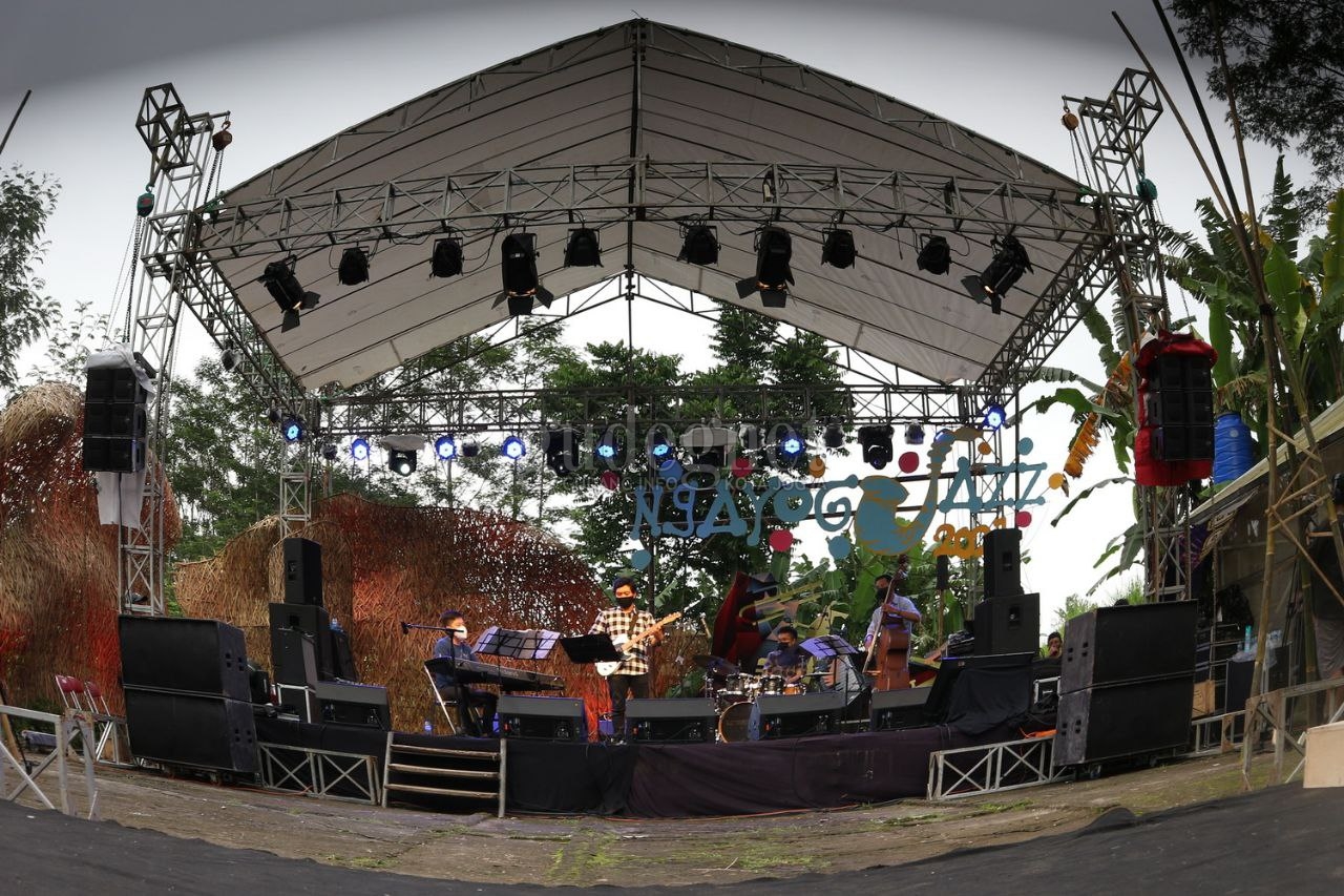 Sebuah Ruang Bernama “Ngayogjazz”