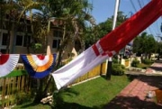 Penjualan Bendera Masih Lesu