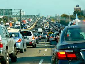 Tips Liburan Bebas Macet