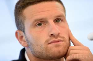 Salut! Taat Beribadah, Skhodran Mustafi Sempat Tolak Berpose Bareng Miras