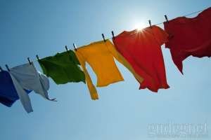 Tips Agar Pakaian Cepat Kering di Musim Hujan