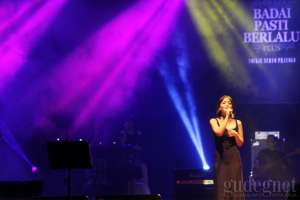 Konser Badai Pasti Berlalu, Yogyakarta Bertabur Bintang