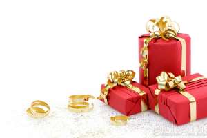 5 Kado Valentine yang Bikin Cewek Kamu Makin Cinta