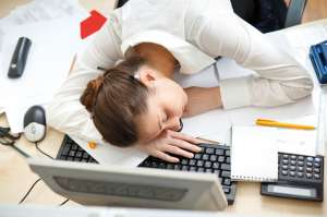 Tips Menjaga Tubuh  Agar Tetap Bugar di Kantor 