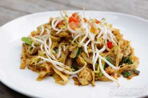 Masakan Asia dari Delapan Negara di The White Paal