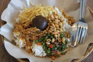 Nasi Balap Puyung, Pedasnya Bikin Ketagihan