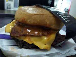 Mencicip Kelezatan Double Patty di Flip Burger Jogja