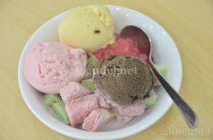Es Puter Pak Kus, Segarnya Rasa Buah Asli