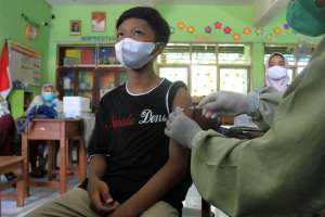 220 Siswa MIN 1 Bantul Divaksinasi Covid-19