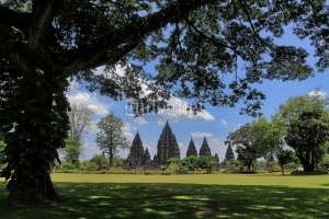 Libur Imlek 2022, Candi Prambanan Buka Hingga Jam 5 Sore