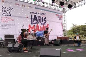 Penampilan Perdana Vertigong dalam Pasar Kreatif “Laris Manis”