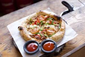 Kampung Ramadhan Secluded by The Kharma Villas Yogyakarta: Barbeque dan Pizza Party Sepuasnya